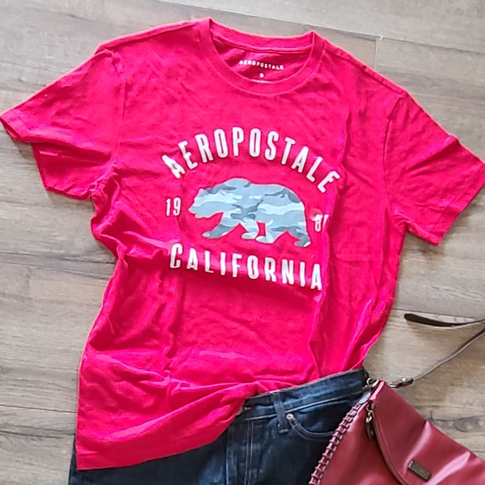 NWT'S- AEROPOSTALE - Red, Front California Logo Classic Tee Shirt, Size Small